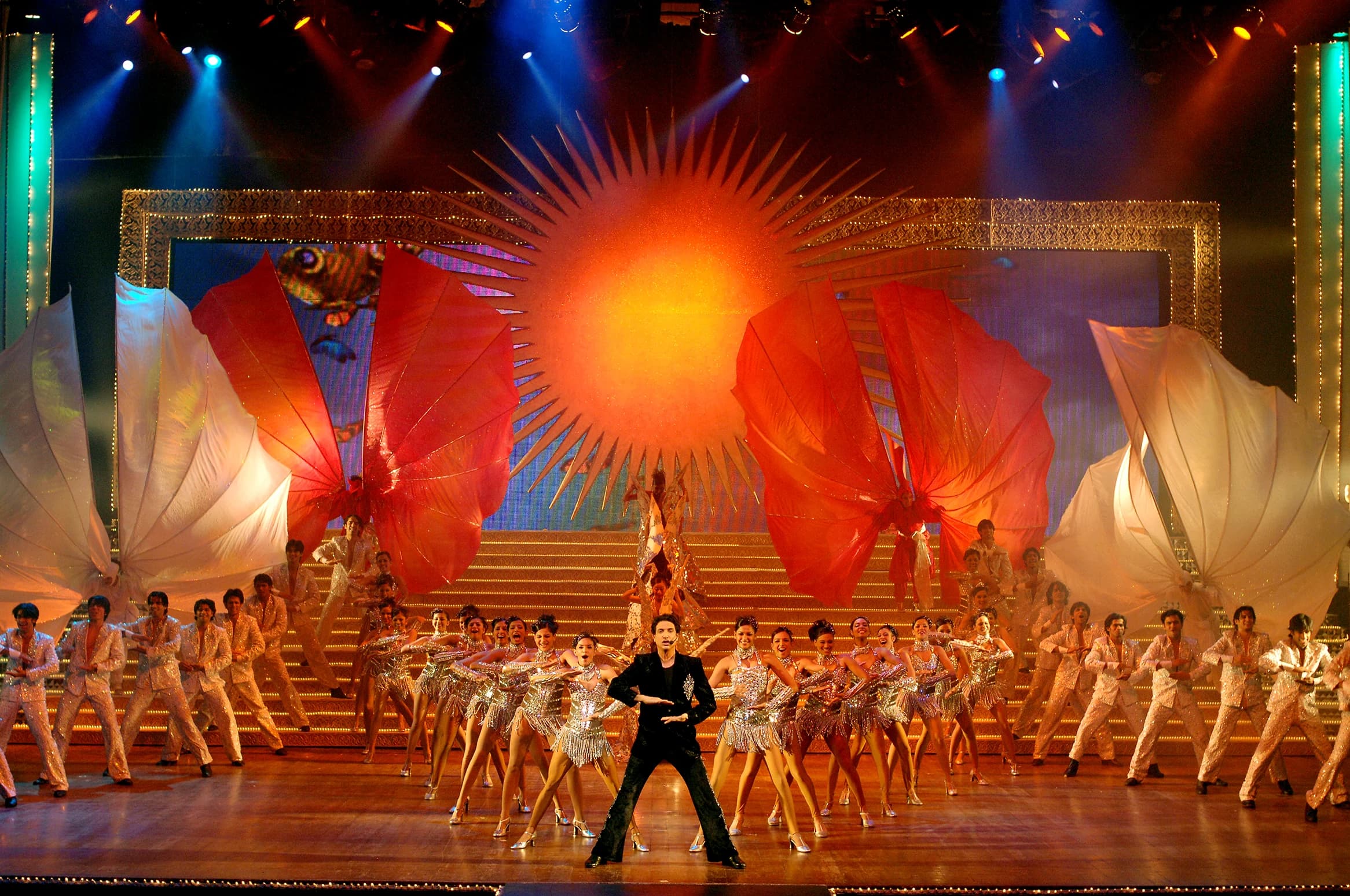 Glamorous Arena Production